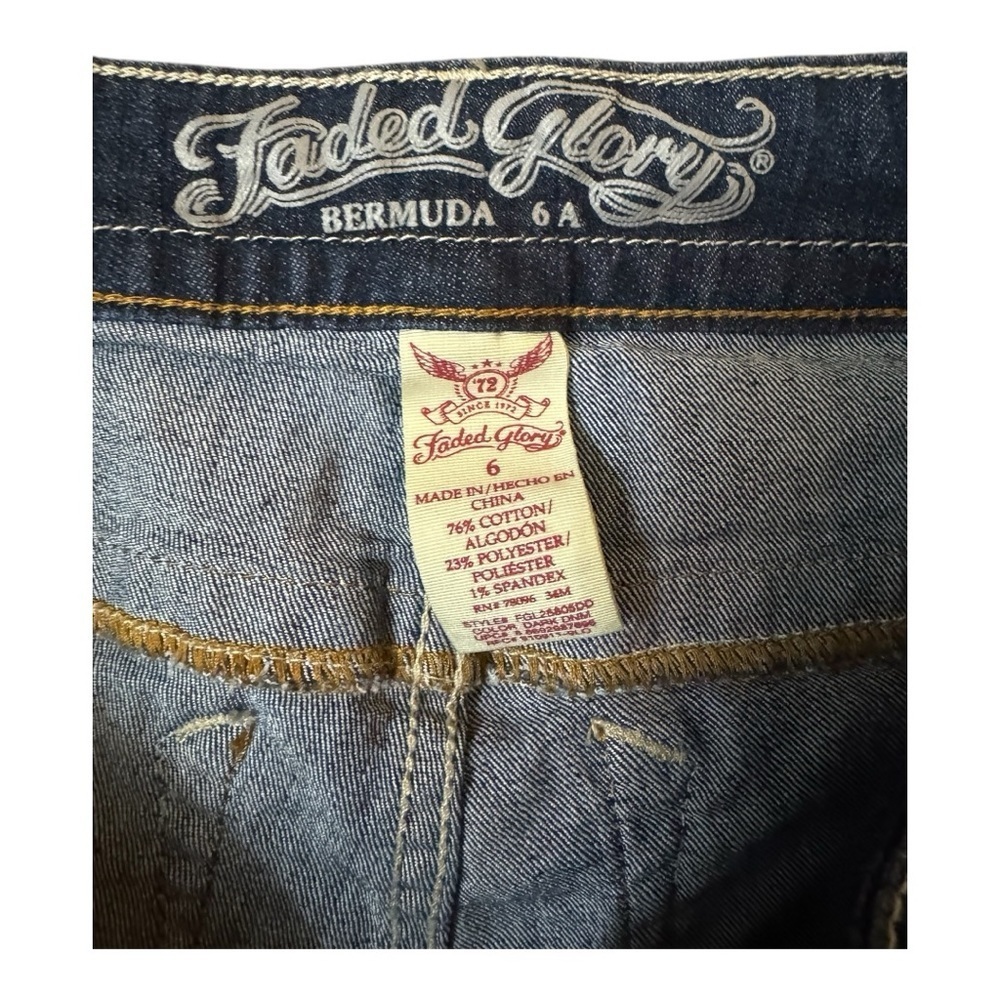 Faded Glory Bermuda Shorts - Picture 4 of 5